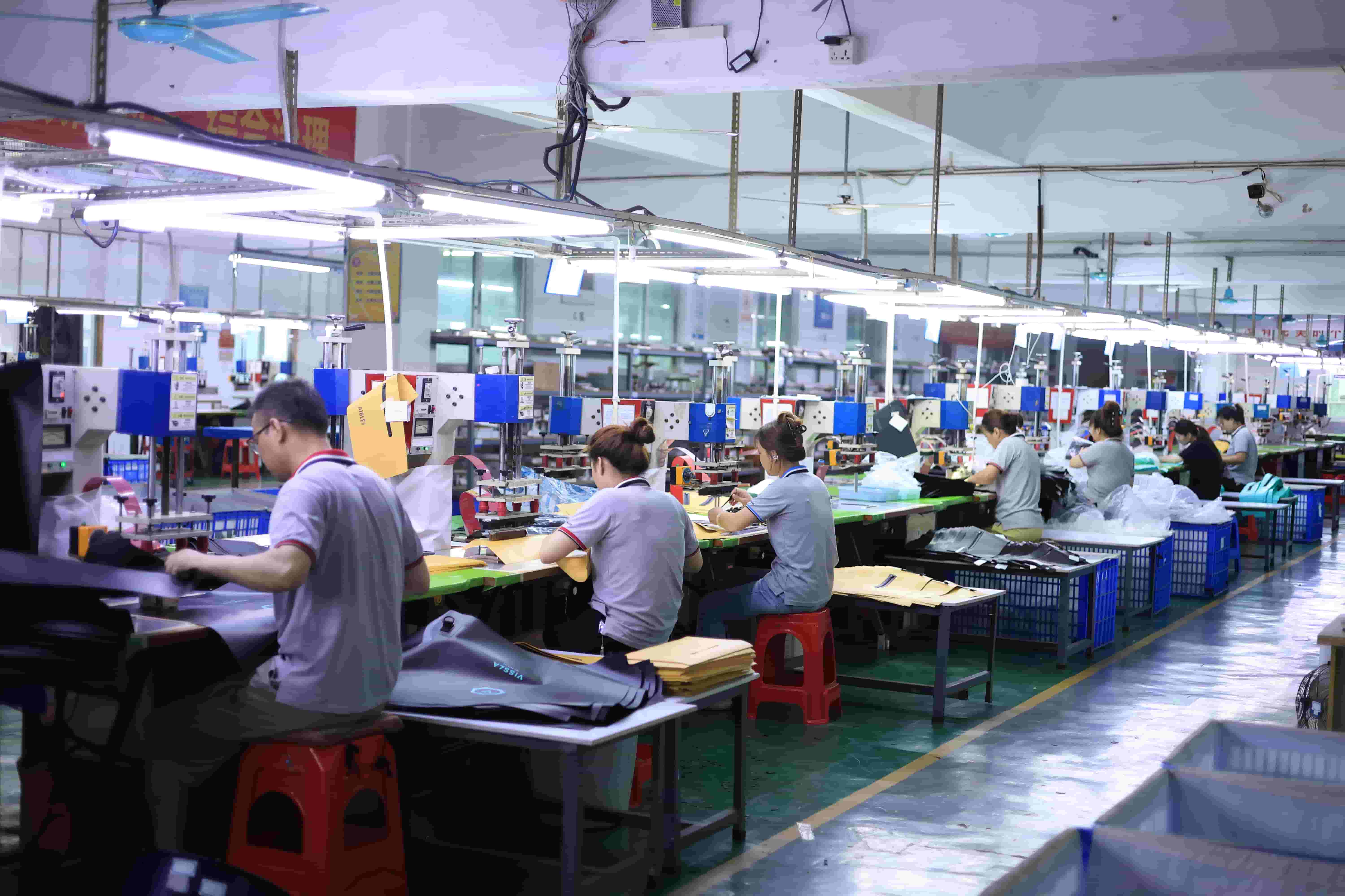 Producător de pungi impermeabile din China: Ghid complet OEM